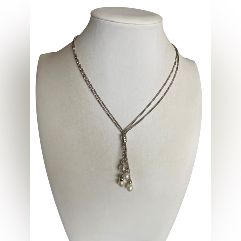 Elegant Silver Pearl Necklace